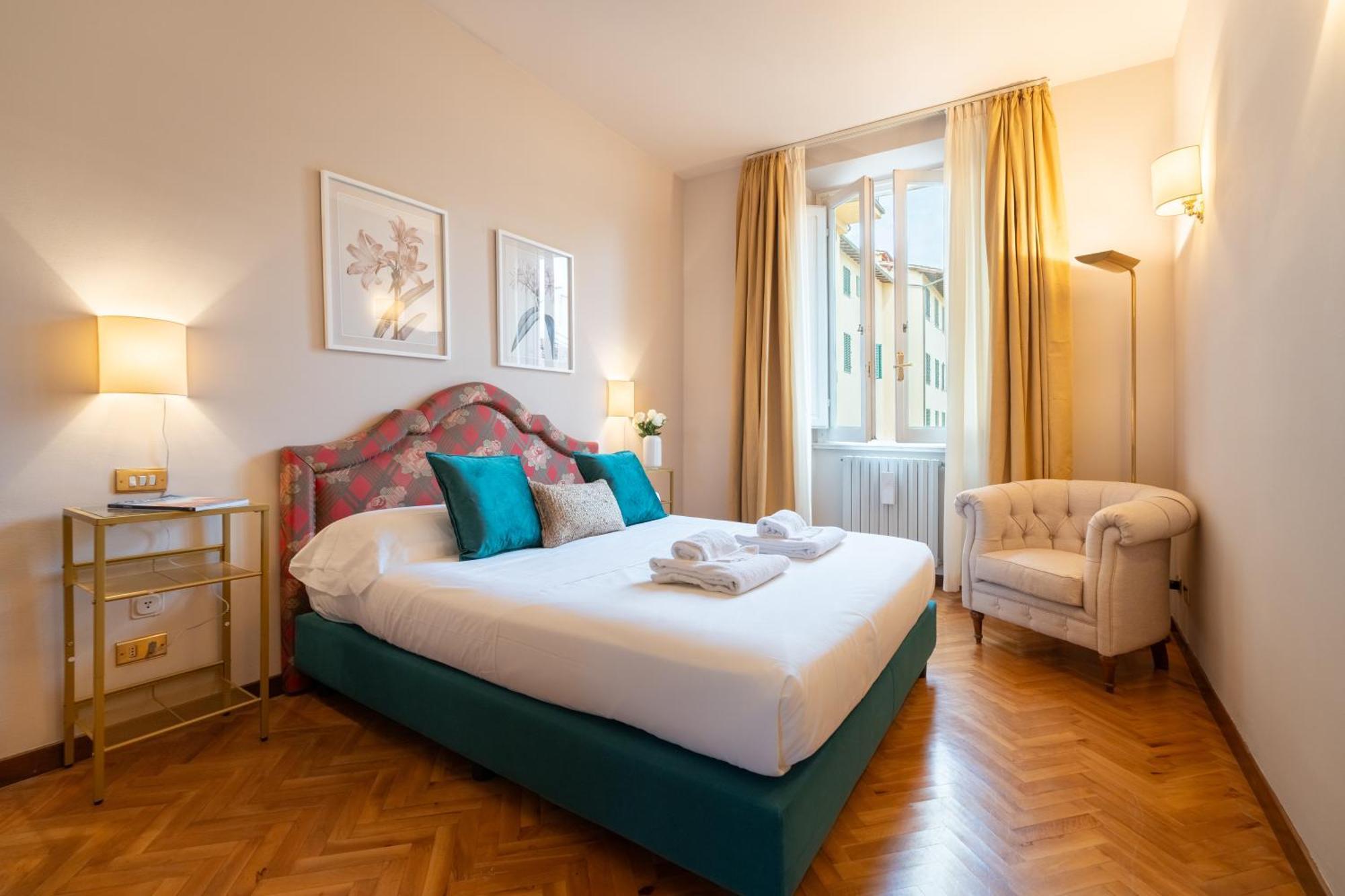 Via Panzani 16, 3th Floor - Antonella - Elegant & Spacious, 3-bedroom In Historic Center Apartamento Florencia