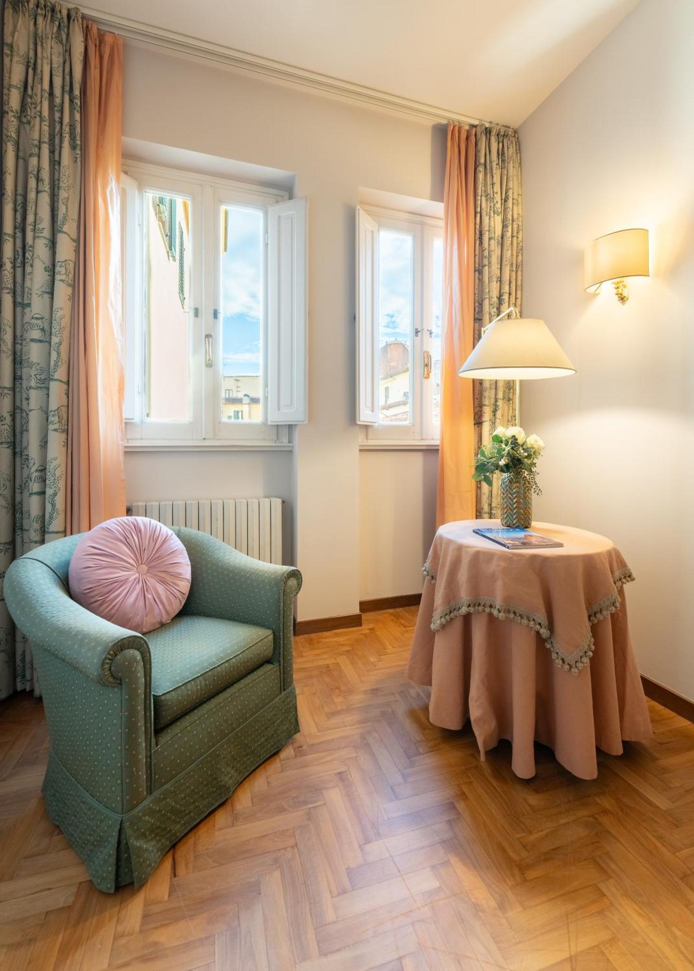 Via Panzani 16, 3th Floor - Antonella - Elegant & Spacious, 3-bedroom In Historic Center * Florencia