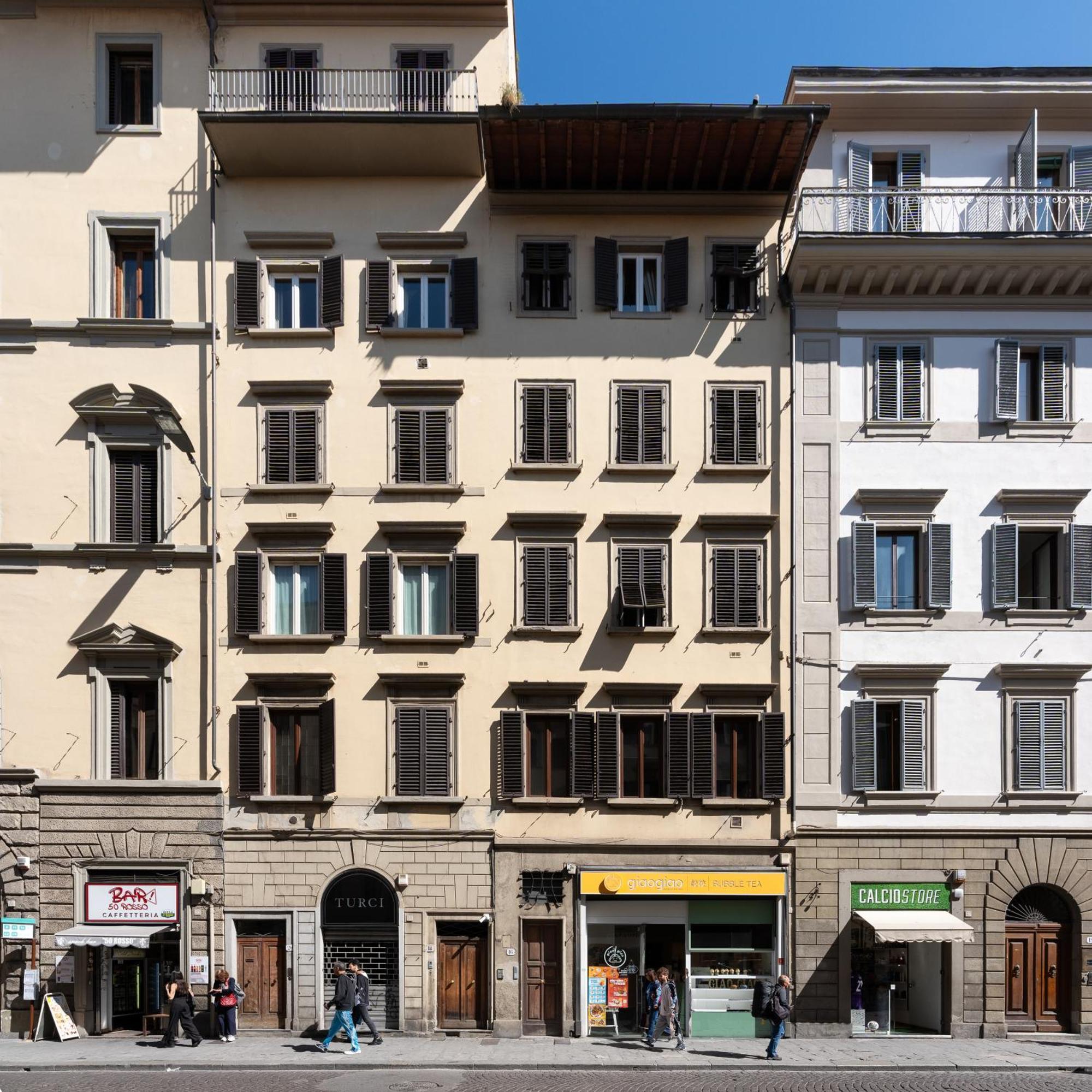 Via Panzani 16, 3th Floor - Antonella - Elegant & Spacious, 3-bedroom In Historic Center Apartamento